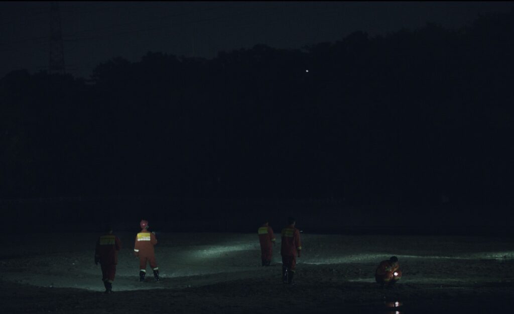 《往河流裡愛》劇照