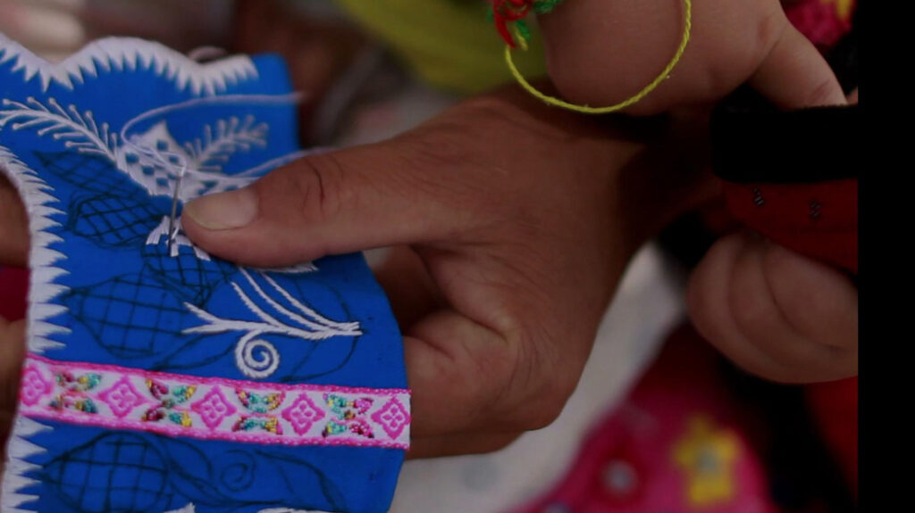 《一件不合適的大衣》劇照