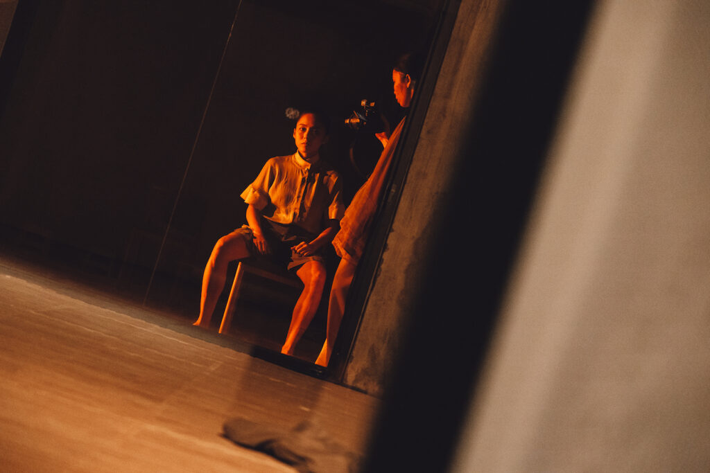 B-side Darling Mother_B-side_still_c