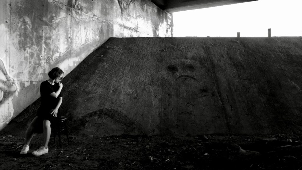 a fading flower_still_c