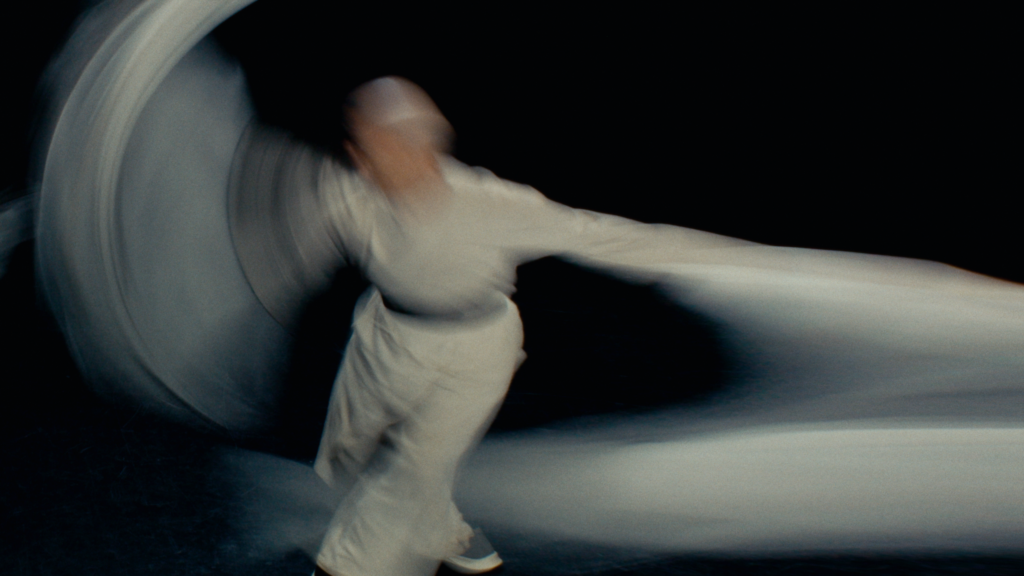 Ming_s Emperor Suicide_FINAL CUT_0903_3840x2160_online.00_07_29_02.Still073